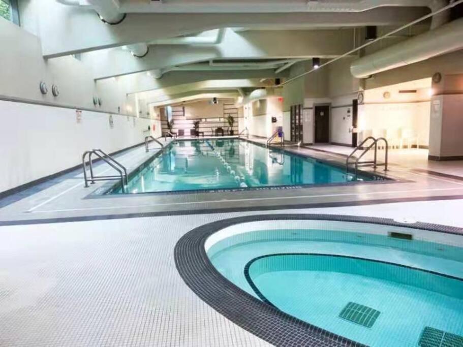 Ferienwohnung Downtown 3Br/2Ba+Views+Skytrain+Free Parking Vancouver Exterior foto
